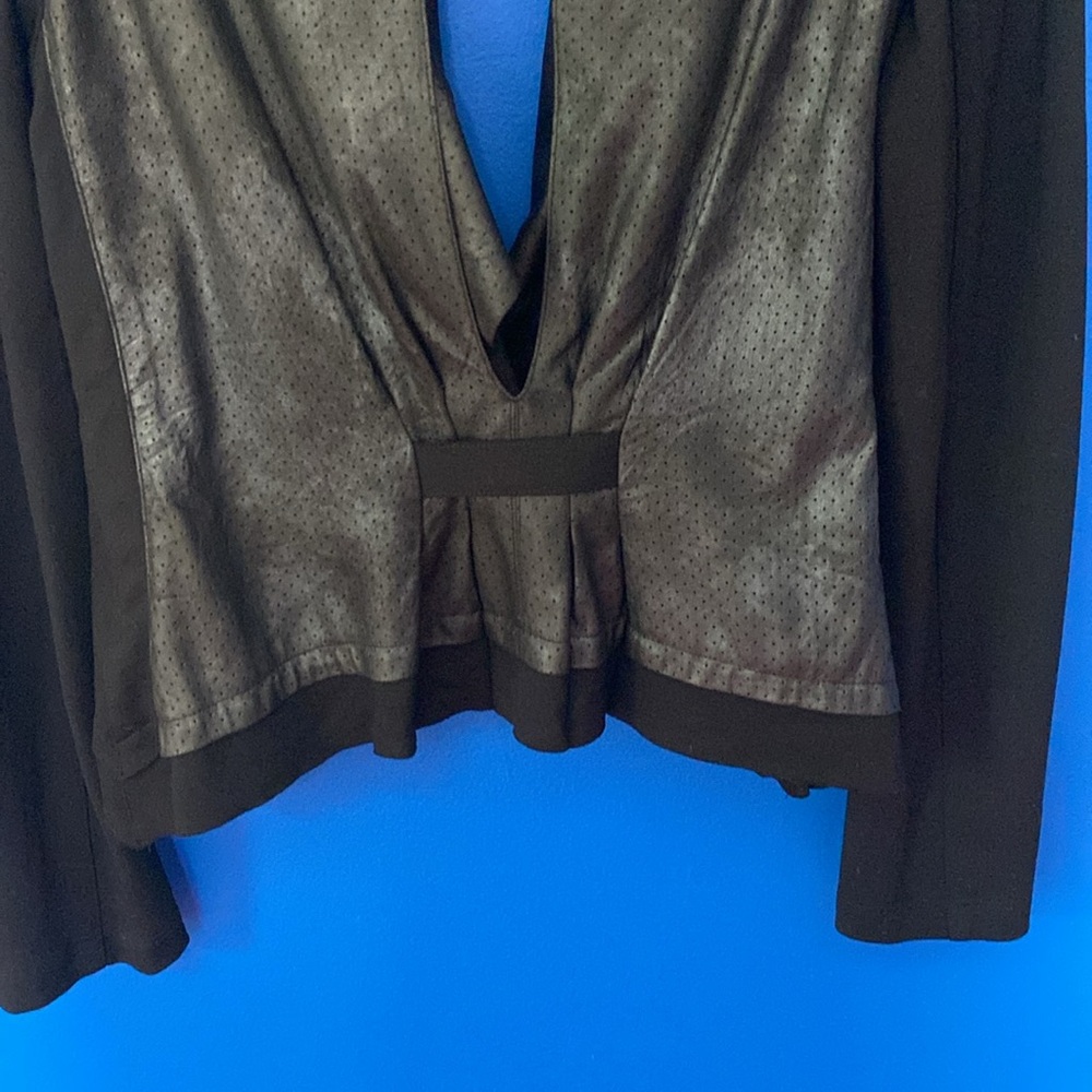 KOMAROV Black / Gray Lightweight Jacket with Back Slit Sz S - Picture 7 of 13